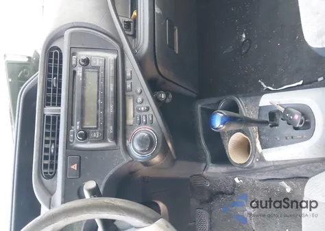 2012 Toyota Prius C One z USA, uszkodzony, nr VIN JTDKDTB32C1506675